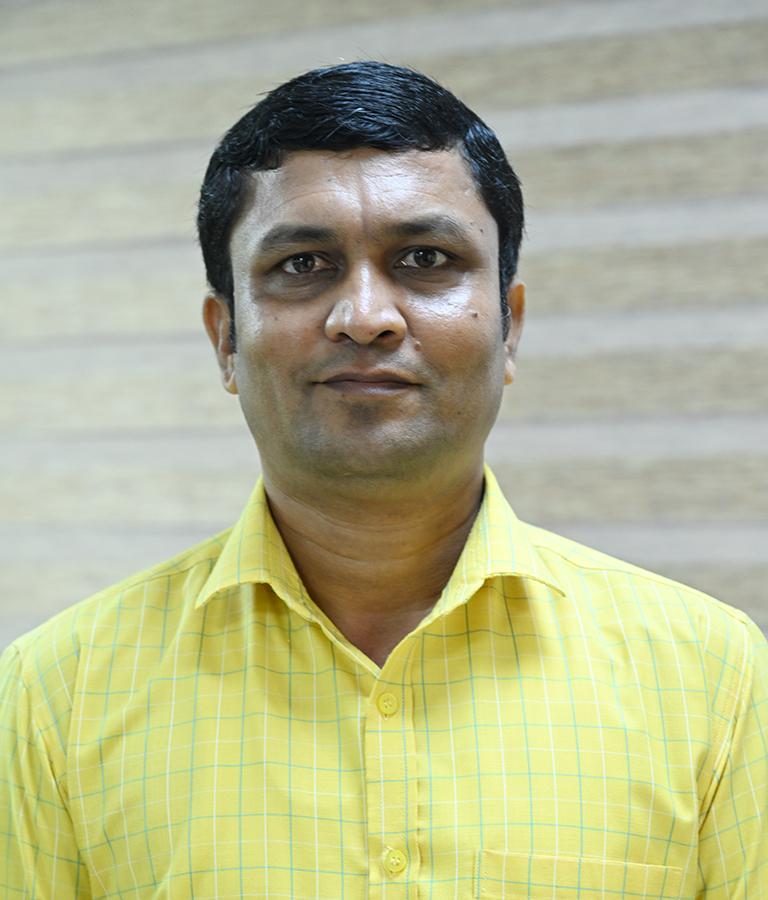 Mr Inas Dias